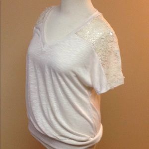Women's beige decorative, size 1 top